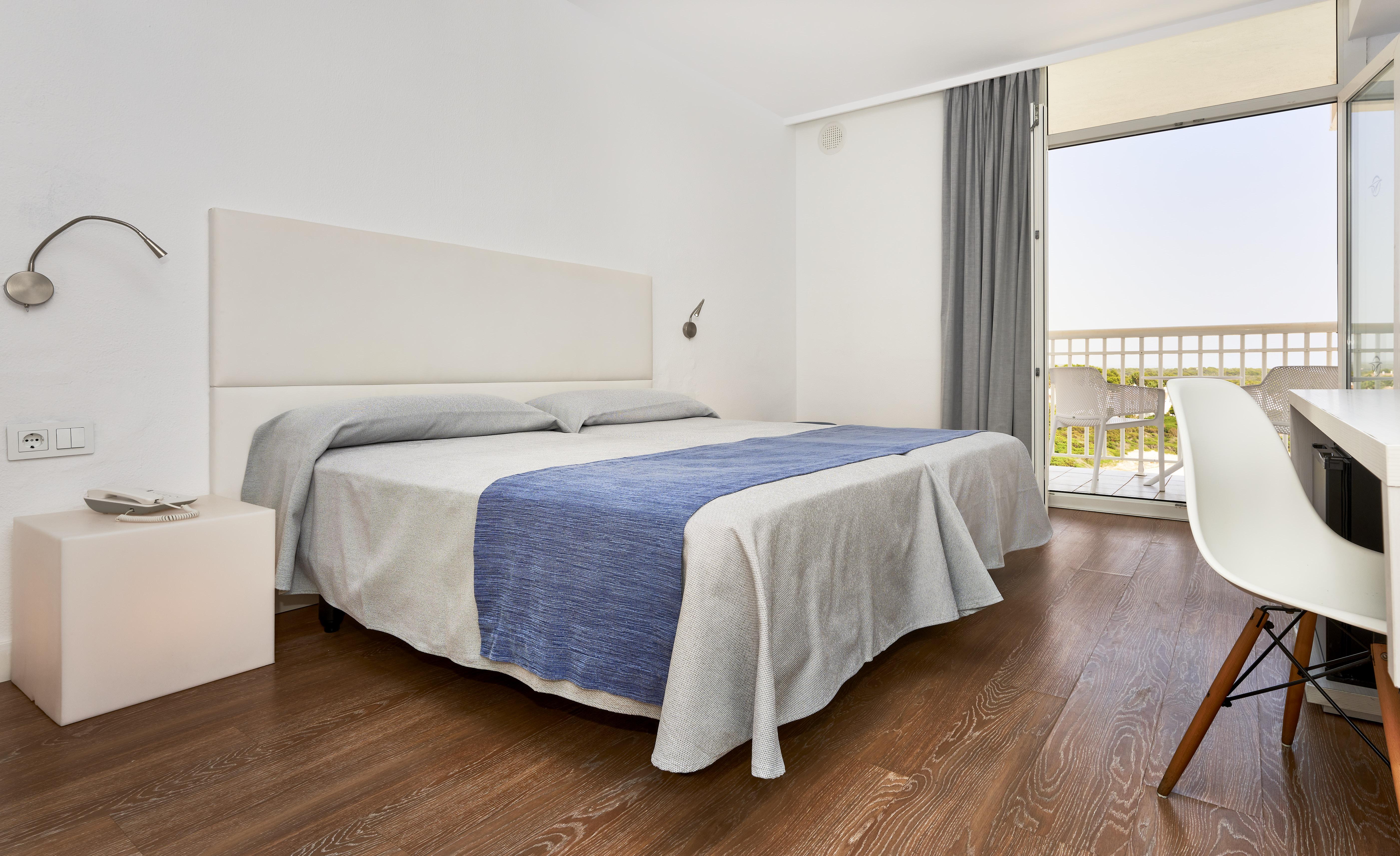 Smartline Cala N Bosch Hotel 卡兰博希 外观 照片
