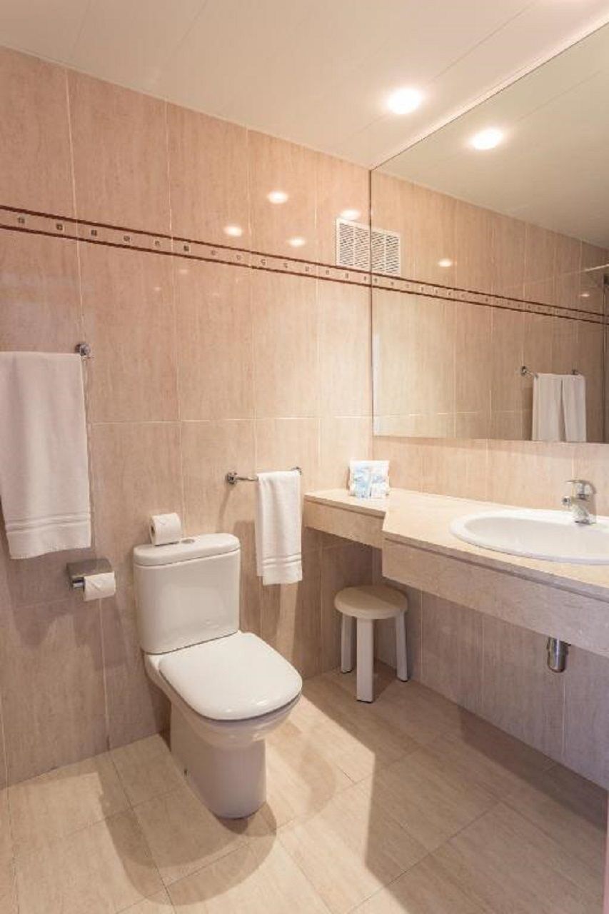 Smartline Cala N Bosch Hotel 卡兰博希 外观 照片